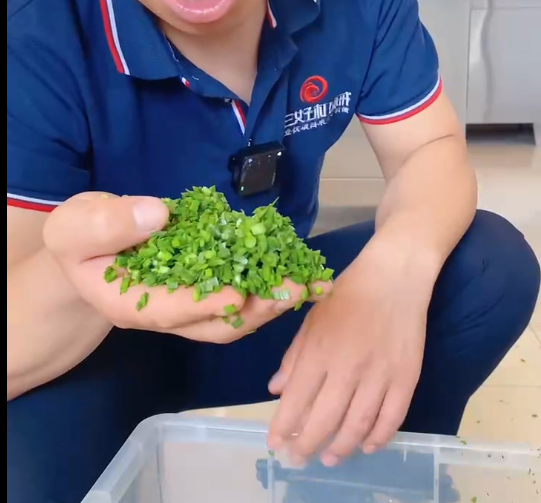 大環(huán)境下切菜機(jī)沒(méi)有撿漏，只有深不見底的“坑”