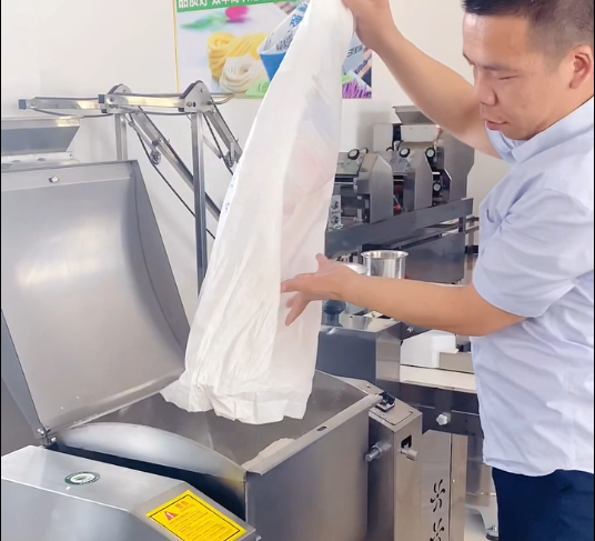 怎么用包子機(jī)做速凍生坯包子 怎么用包子機(jī)做速凍生坯包子