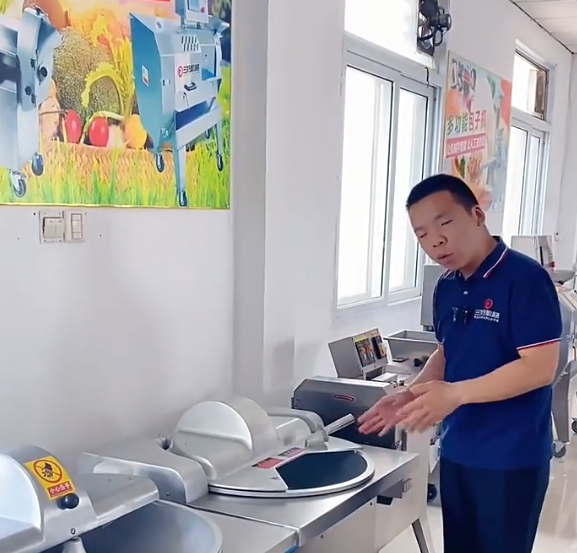 斬拌機登場，讓絞肉餡“失寵”，還原媽媽的剁肉香